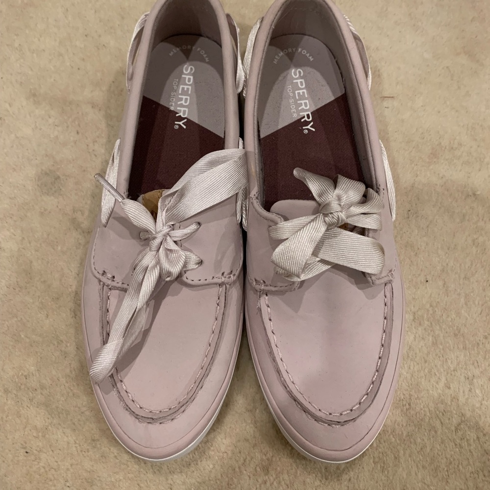 Sperry boat shoes size 7.5